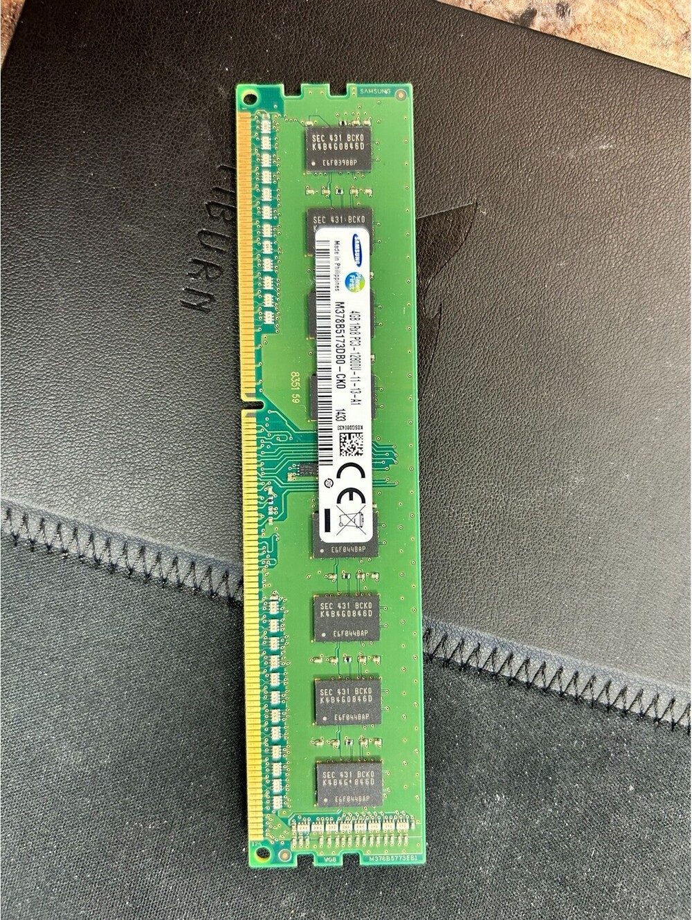 Samsung 4GB DDR3-1600 PC3-12800U 1Rx8 RAM M378B5173DB0-CK0 Desktop